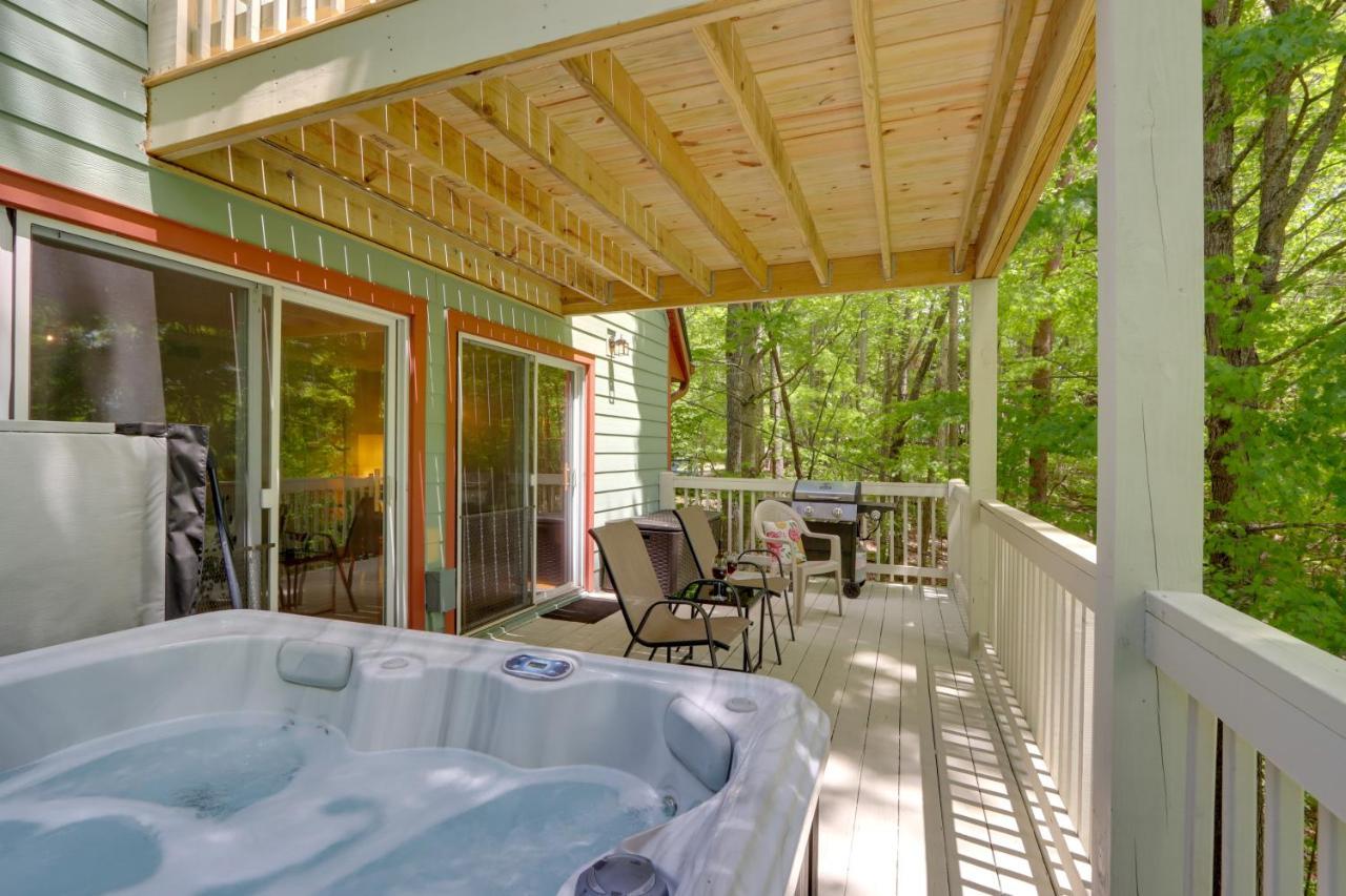 Blue Ridge Getaway With Hot Tub And Seasonal View! Villa Buitenkant foto