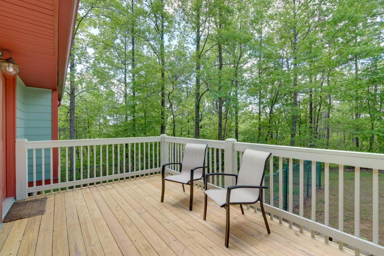Blue Ridge Getaway With Hot Tub And Seasonal View! Villa Buitenkant foto